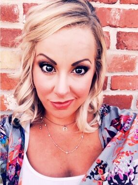 Meet your Posher, Sara
